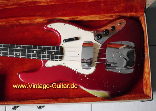 Fender Jazzbass 1965 CAR b.jpg